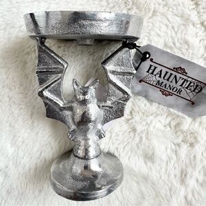 *New* Haunted Manor Iron Gothic Bat candle holder